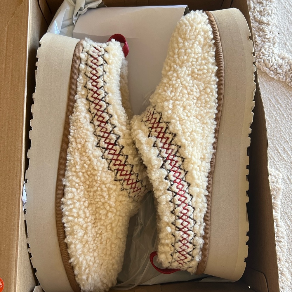 Women’s Tazz Ugg Braid Slipper
